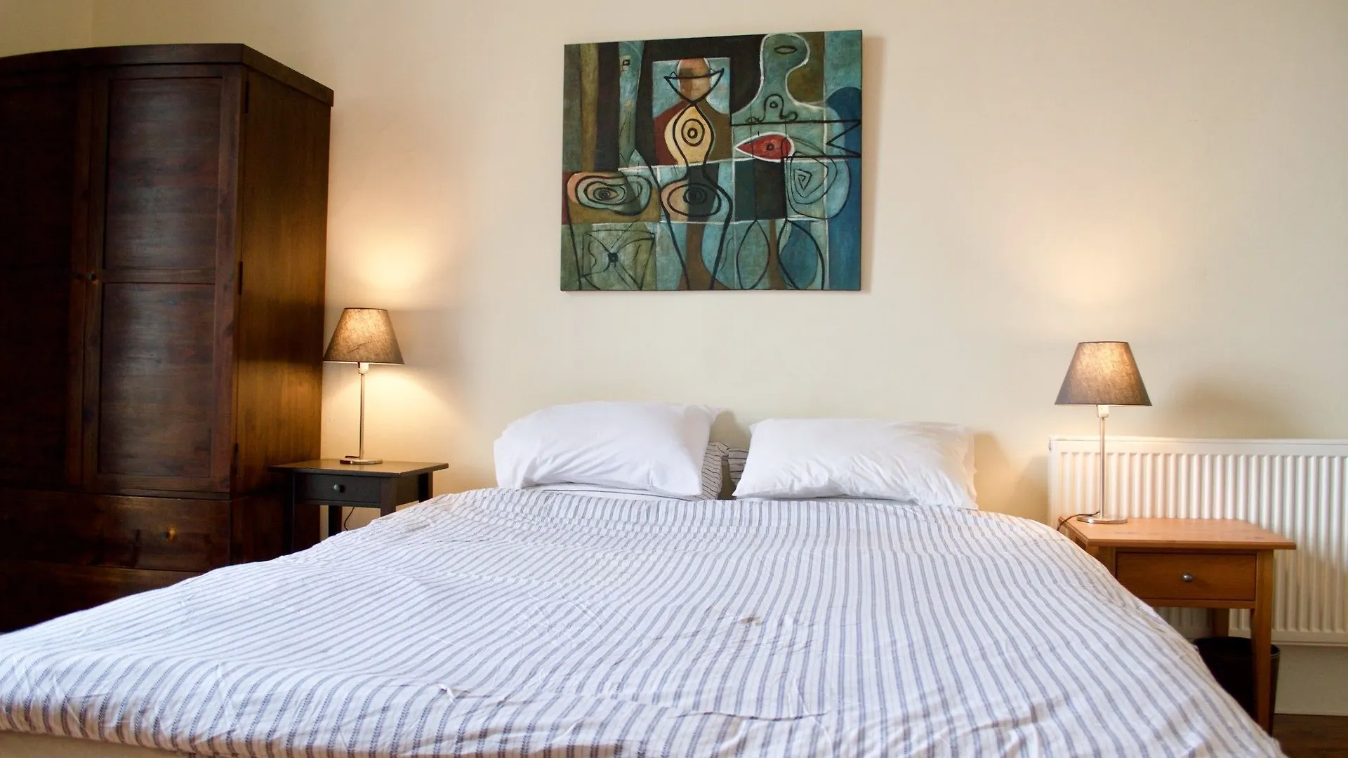 Fabulous 3 Bedroom Central Flat With Castle Views Edinburgh 0*,  United Kingdom