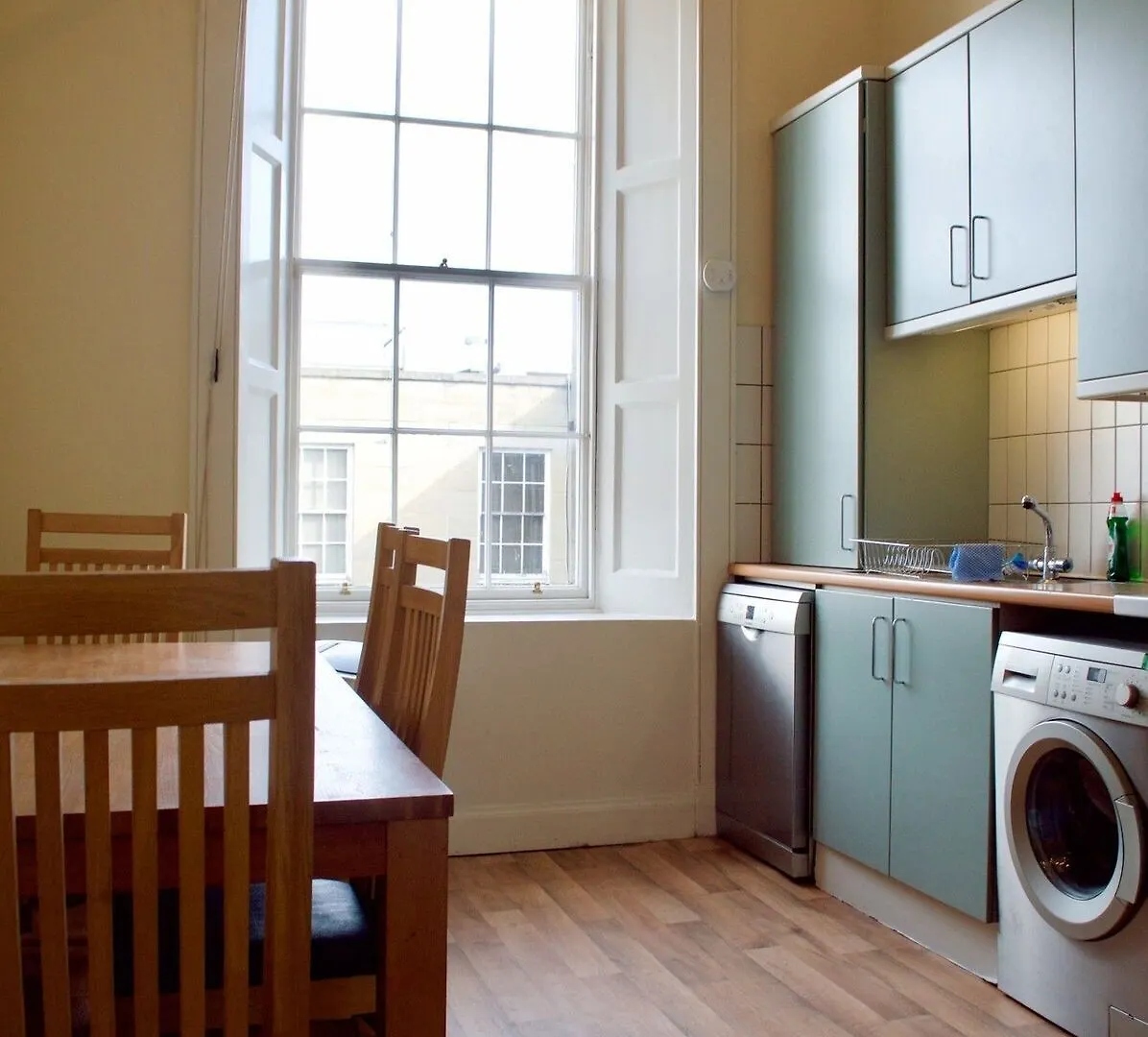 Apartment Fabulous 3 Bedroom Central Flat With Castle Views Edinburgh United Kingdom
